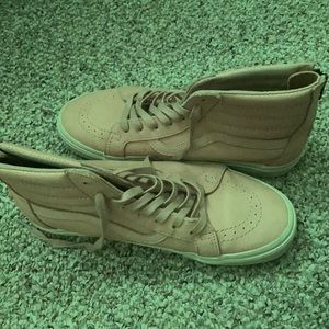 Vans size 8.5 tab color